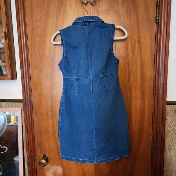 Denim Sleeveless Zip-Up Dress - Picture 2 of 3
